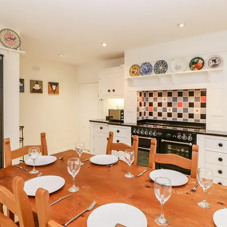 The Annex - Eden House